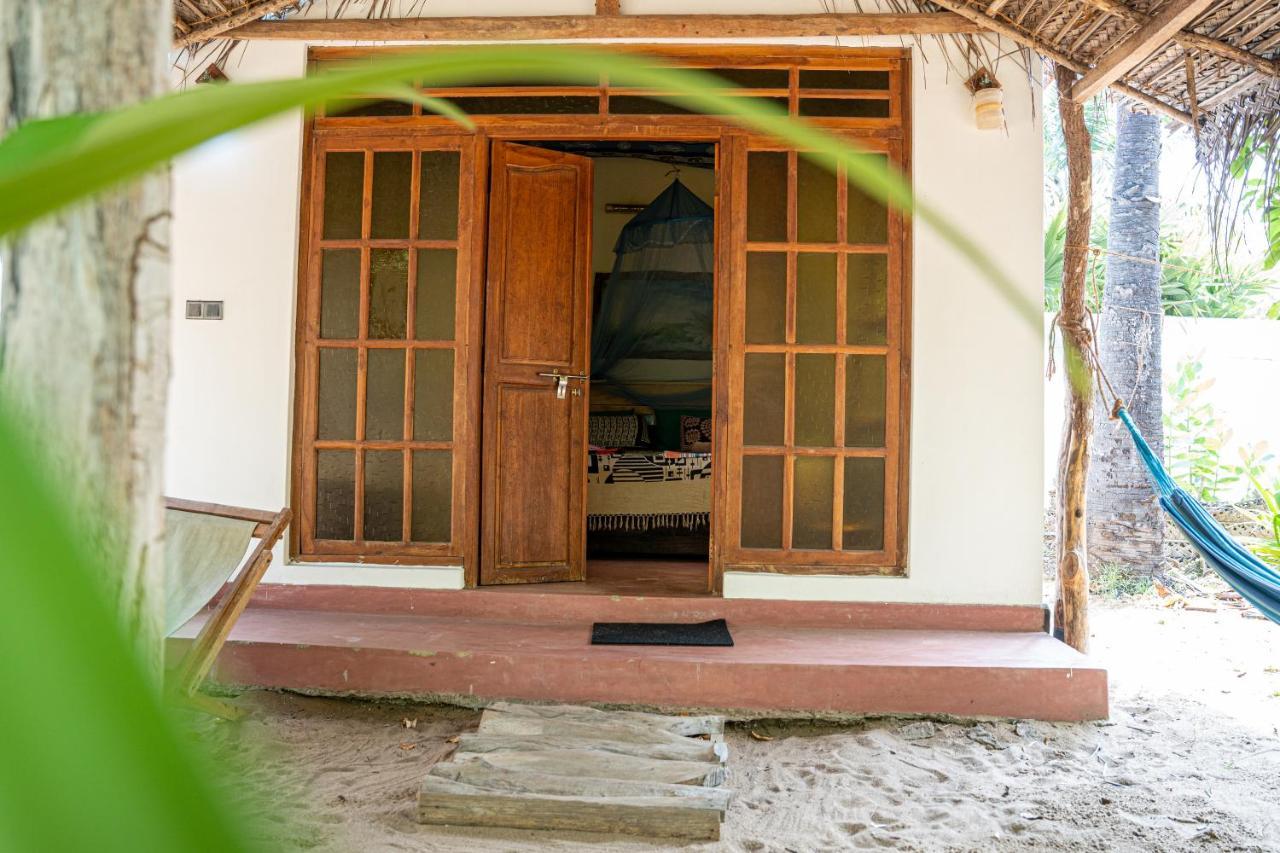 Hotel Margarita kitesurfing school Sri Lanka Kalpitiya Exterior foto