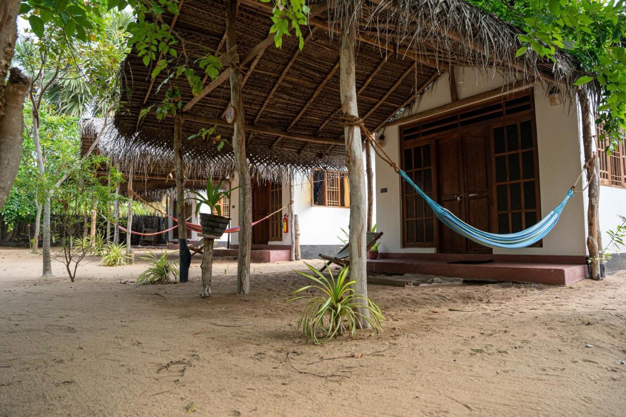 Hotel Margarita kitesurfing school Sri Lanka Kalpitiya Exterior foto