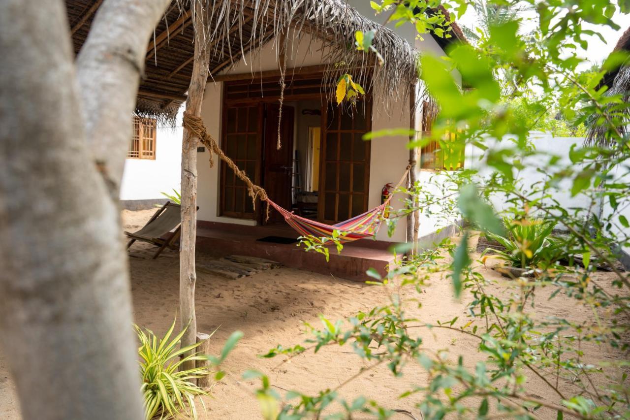 Hotel Margarita kitesurfing school Sri Lanka Kalpitiya Exterior foto